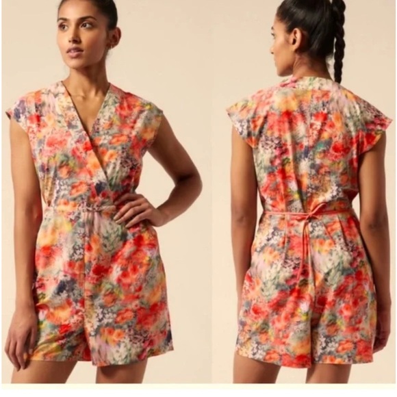 Athleta Marlow Romper Renewed Bloom Floral Size XS - Picture 1 of 5